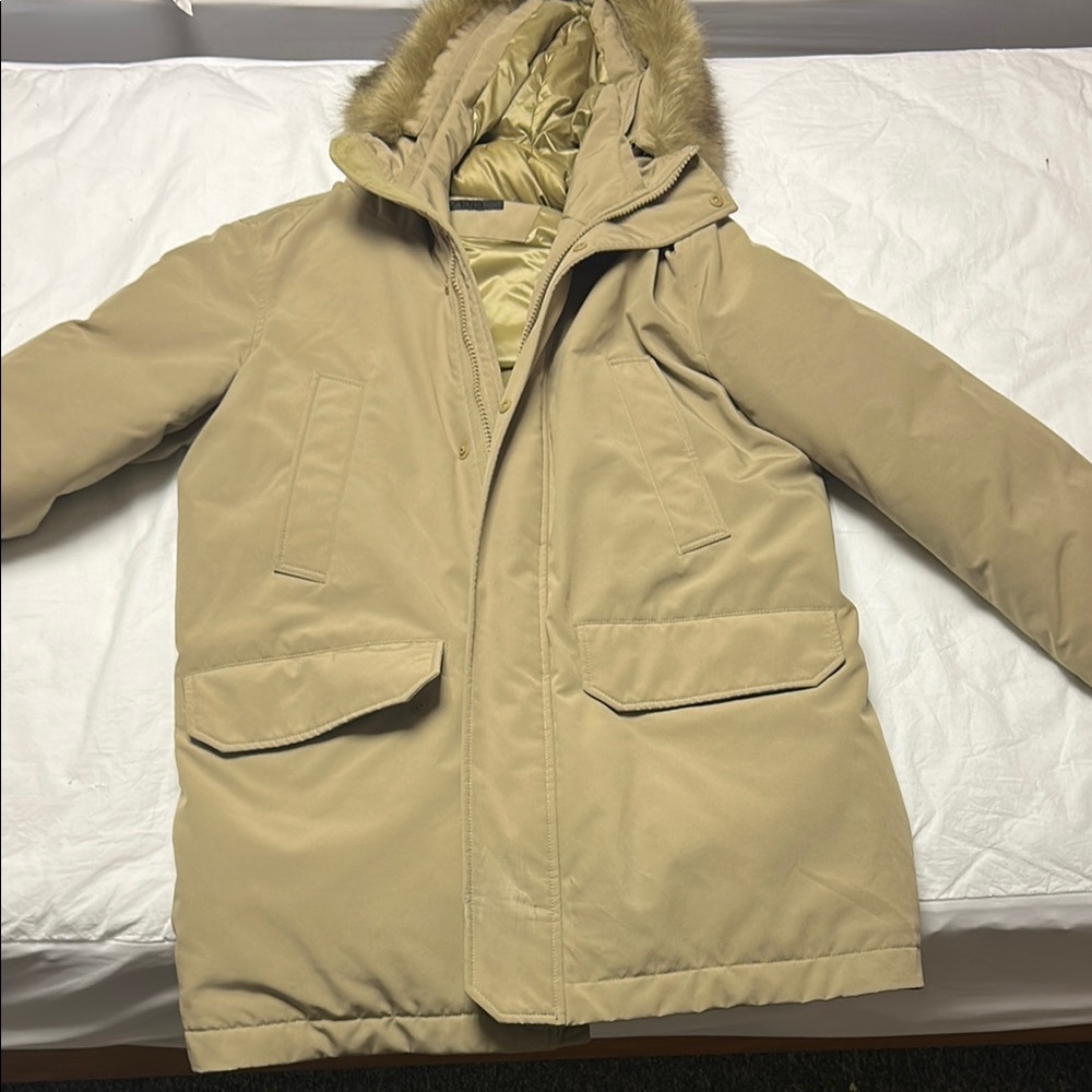Uniqlo Tan Hooded Parka with Fur Trim